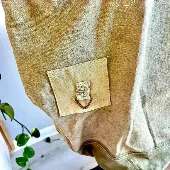 Vintage Addiction Refurbished Army Canvas Tote Bag - Picture 6 of 10